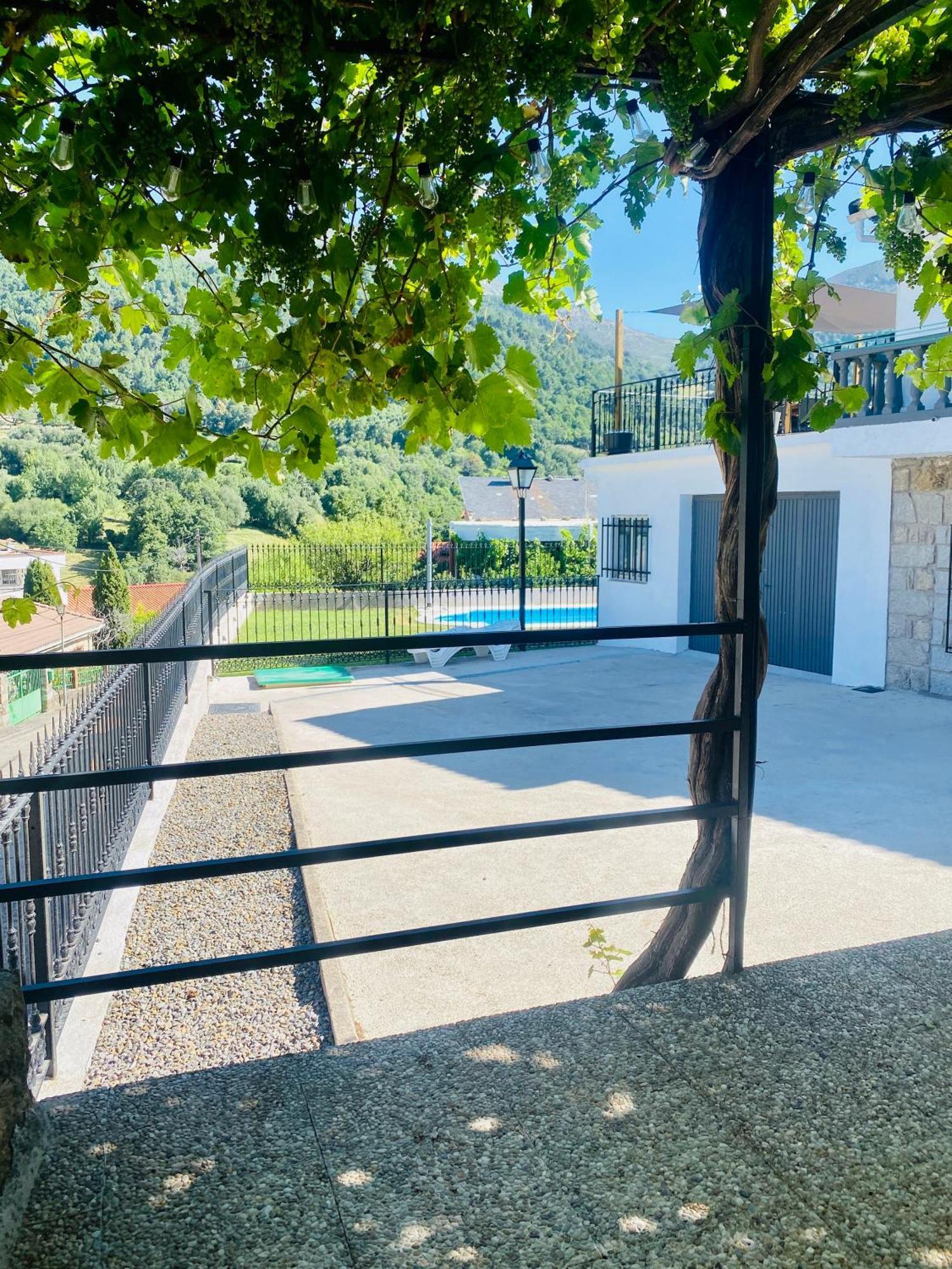 El 42 Mijares Villa Luaran gambar