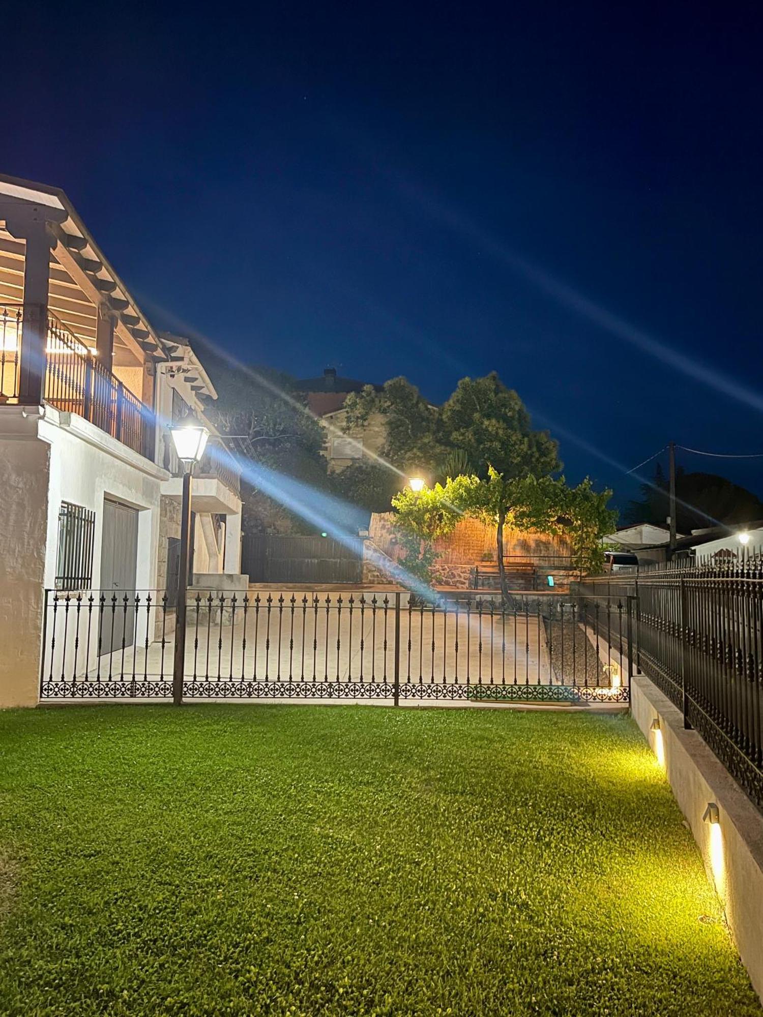 El 42 Mijares Villa Luaran gambar